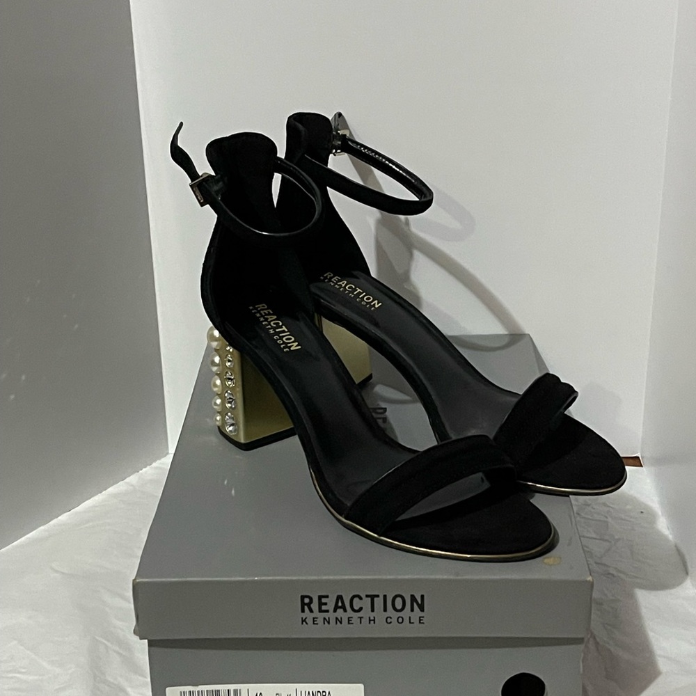 Kenneth Cole Black shoes